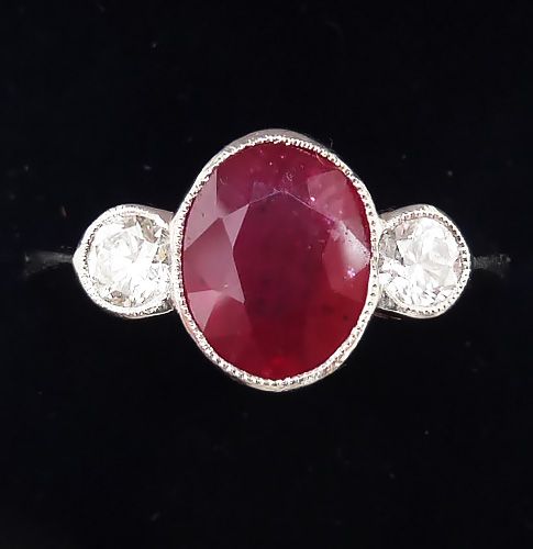 Stunning art deco platinum 1.85ct ruby and diamond three stone vintage antique trilogy ring