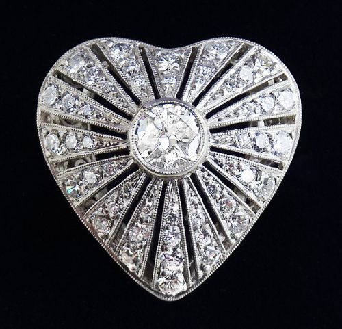 Gorgeous art deco platinum 1.47ct diamond vintage antique cluster heart ring