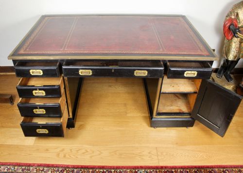 19TH CENTURY CAMPAIGN TYPE BRASS MOUNTED EBONISED TWIN PEDESTAL DESK - ADDITIONAL PHOTO 7