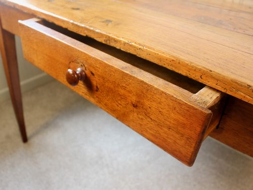 19TH CENTURY FRENCH PROVINCIAL OAK FARMHOUSE TABLE - ADDITIONAL PHOTO 4