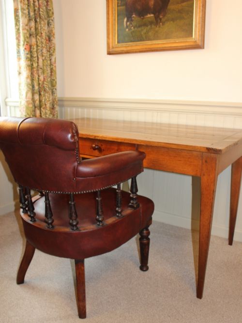 19TH CENTURY FRENCH PROVINCIAL OAK FARMHOUSE TABLE - ADDITIONAL PHOTO 7