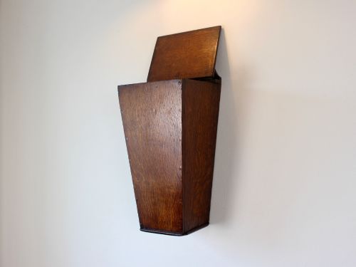 GEORGE III OAK TAPERED RECTANGULAR CANDLE BOX - ADDITIONAL PHOTO 4