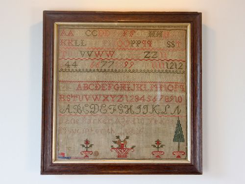GEORGE IV NEEDLEWORK ALPHABET SAMPLER DATED 1825 - ADDITIONAL PHOTO 2