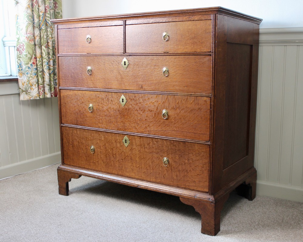 Georgian Oak Chest of Drawers