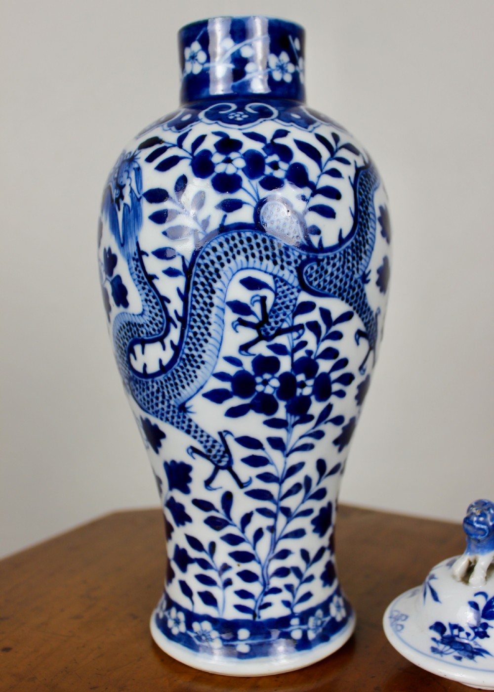 19th Century Chinese Ovoid Vase & Cover View IX
