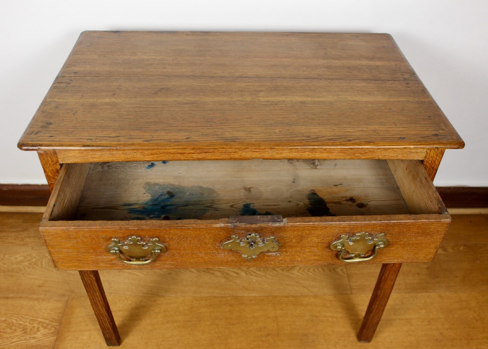 George III Oak Side Table circa. 1800 View VI