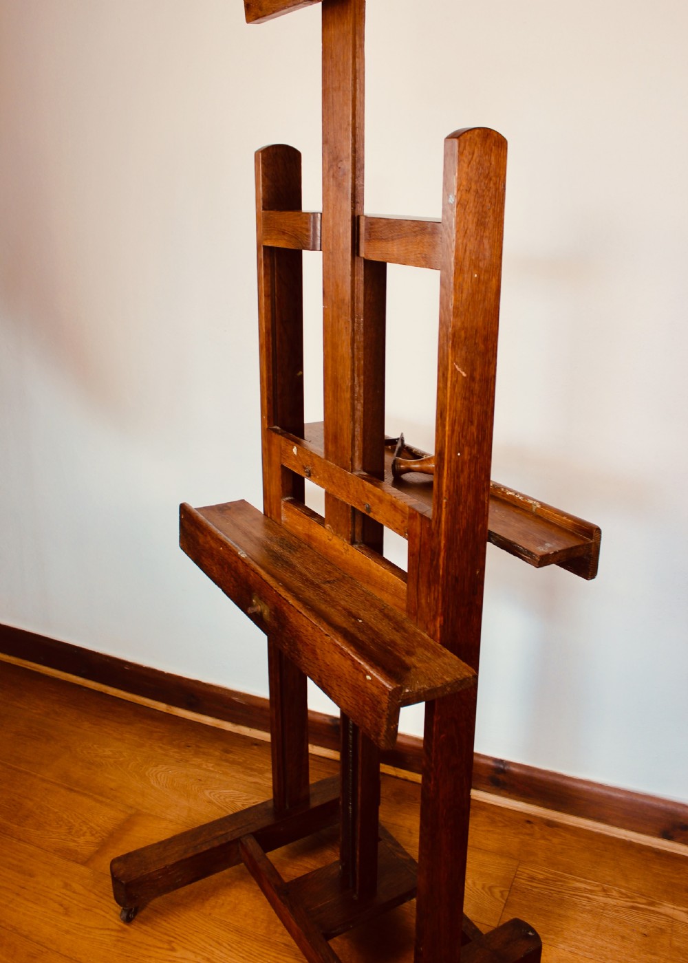 19th Century Oak Artist's Adjustable Studio Easel View IV