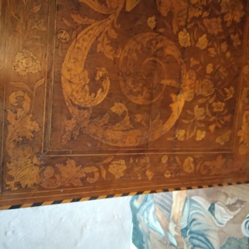 18TH CENTURY MARQUETRY CENTRE TABLE - ADDITIONAL PHOTO 5