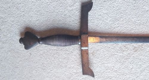 ANTIQUE IRON BATTLE SWORD - ADDITIONAL PHOTO 1