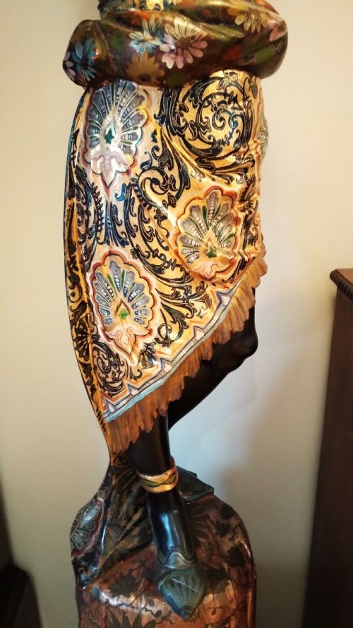 VENETIAN FIGURE ON STAND ORIGINAL GILT POLYCHROME - ADDITIONAL PHOTO 2