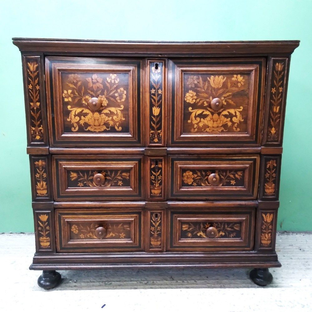 Marquetry chest 17th century View II