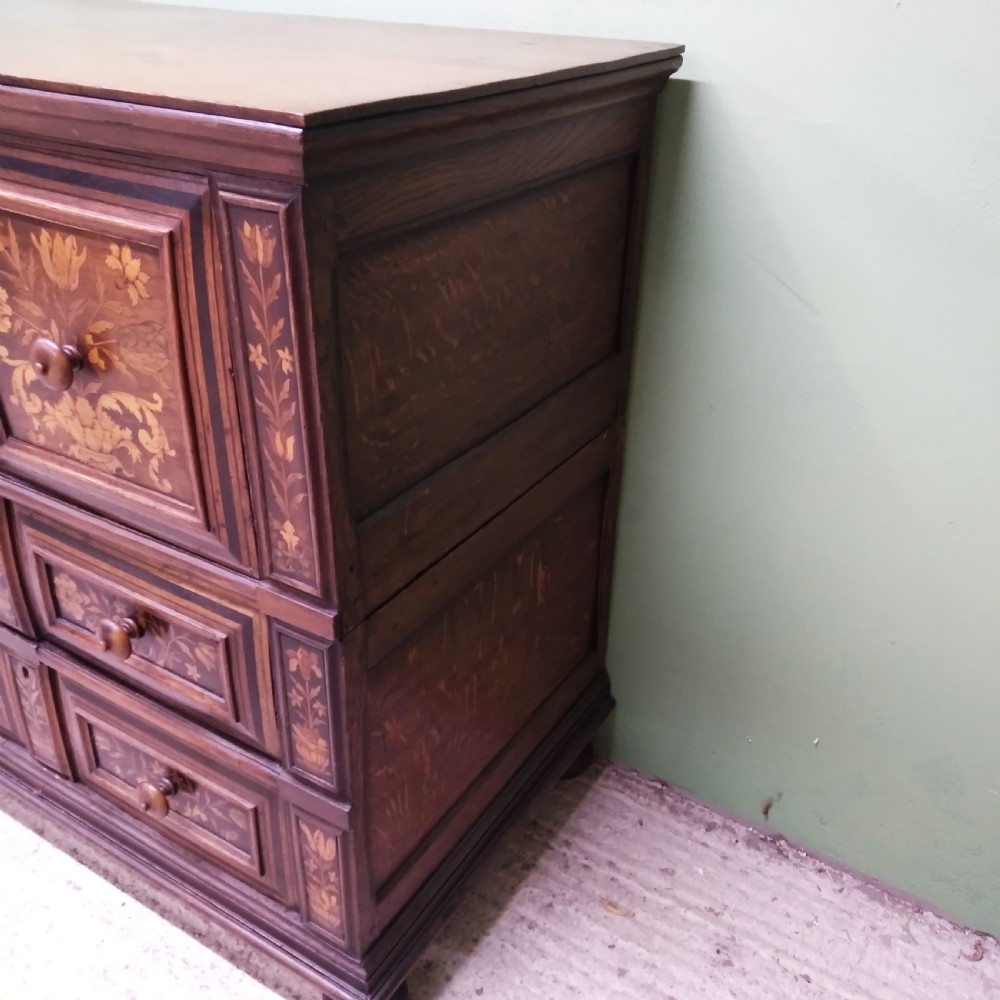 Marquetry chest 17th century View VIII