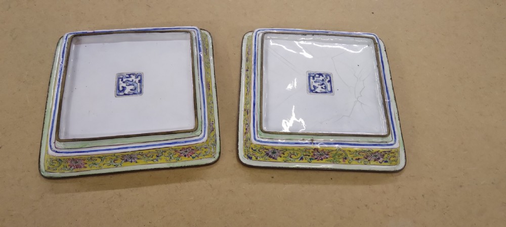 CHINESE ENAMELLED BOWLS View II