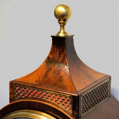 GEORGIAN BALLOON STYLE MAHOGANY TABLE CLOCK BY HENRY HARRIS OF LONDON CIRCA 1800 - ADDITIONAL PHOTO 4