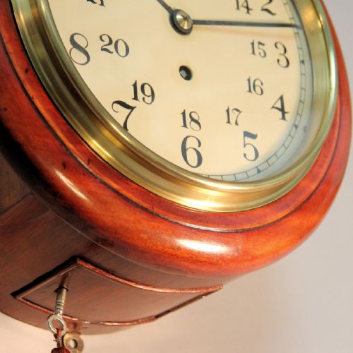 AN ENGLISH FUSEE WALL CLOCK WITH AN 8 24 HOUR DIAL AND MAHOGANY CASE CIRCA 1900 - ADDITIONAL PHOTO 3