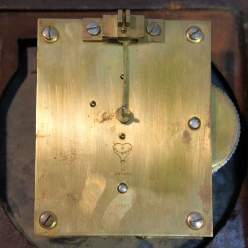 A SMALL ENGLISH DIAL WALL CLOCK BY HWILLIAMSON LTD COVENTRY CIRCA EARLY 1900'S - ADDITIONAL PHOTO 3