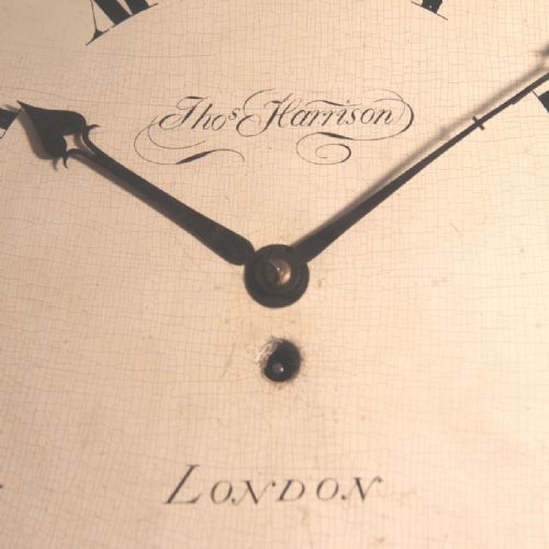 A GOOD ENGLISH DROPDIAL MAHOGANY WALL CLOCK WITH A WOODEN DIAL BY THOMAS HARRISON OF LONDON CIRCA 1810 - ADDITIONAL PHOTO 3