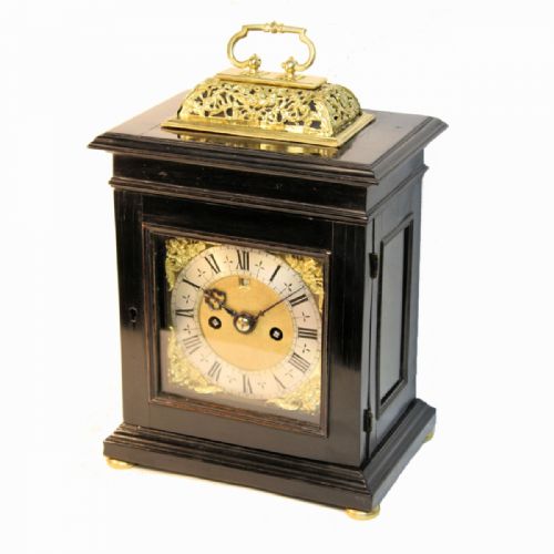 AN ENGLISH BASKET TOP STRIKING TABLE CLOCK OF SMALL SIZE BY JOHN EBSWORTH OF LONDON CIRCA 1685 - ADDITIONAL PHOTO 5