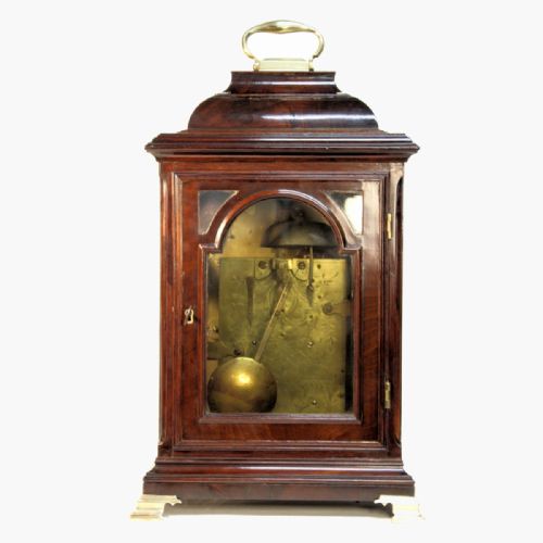 A FINE GEORGIAN BRACKET CLOCK IN A MAHOGANY CASE BY DANIEL VAUGUION OF LONDON CIRCA 1770 - ADDITIONAL PHOTO 7