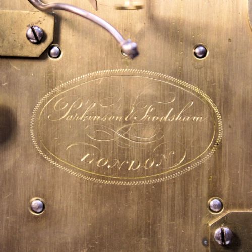 BREAKLANCET TOP MAHOGANY BRACKET CLOCK BY PARKINSON FRODSHAM LONDON CIRCA 1820 - ADDITIONAL PHOTO 4