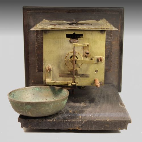 A RARE 17TH CENTURY EARLY ENGLISH HOODED WALL CLOCK IN AN OAK CASE WITH A TIMEPIECE ALARUM MOVEMENT CIRCA 1690 - ADDITIONAL PHOTO 10