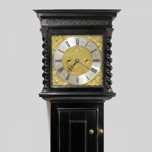 A FINE AND EARLY ENGLISH PANELLED EBONY LONGCASE CLOCK BY JOHN DREW LONDON CIRCA 1685 LONG CASE - ADDITIONAL PHOTO 3