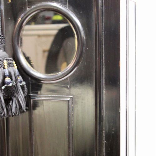 A FINE AND EARLY ENGLISH PANELLED EBONY LONGCASE CLOCK BY JOHN DREW LONDON CIRCA 1685 LONG CASE - ADDITIONAL PHOTO 2