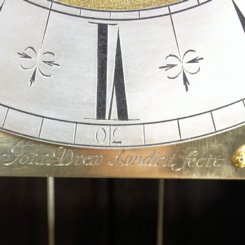 A FINE AND EARLY ENGLISH PANELLED EBONY LONGCASE CLOCK BY JOHN DREW LONDON CIRCA 1685 LONG CASE - ADDITIONAL PHOTO 11