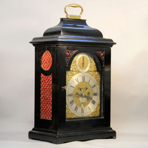 GEORGIAN INVERTED BELLTOP VERGE ESCAPEMENT EBONISED BRACKET CLOCK BY ISAAC HURLEY LONDON CIRCA 1750 - ADDITIONAL PHOTO 2