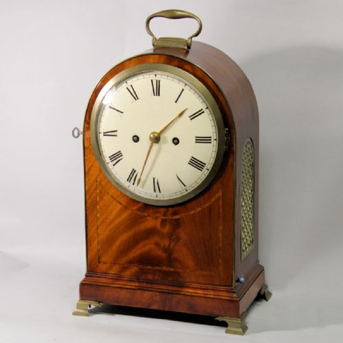 REGENCY BRACKET CLOCK HAVING A MAHOGANY ARCHED TOP CASE CIRCA 1810 - ADDITIONAL PHOTO 2