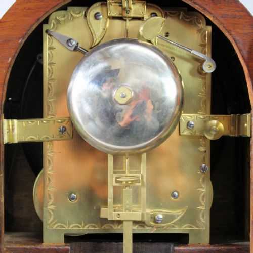 REGENCY BRACKET CLOCK HAVING A MAHOGANY ARCHED TOP CASE CIRCA 1810 - ADDITIONAL PHOTO 9