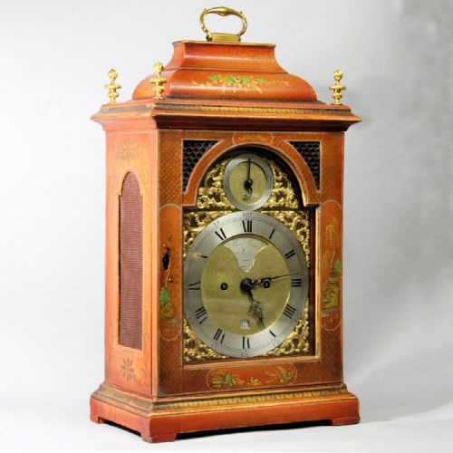 LACQUERED OR CHINOISERIE VERGE BRACKET CLOCK BY BENJAMIN WARD LONDONCIRCA 1775 - ADDITIONAL PHOTO 1