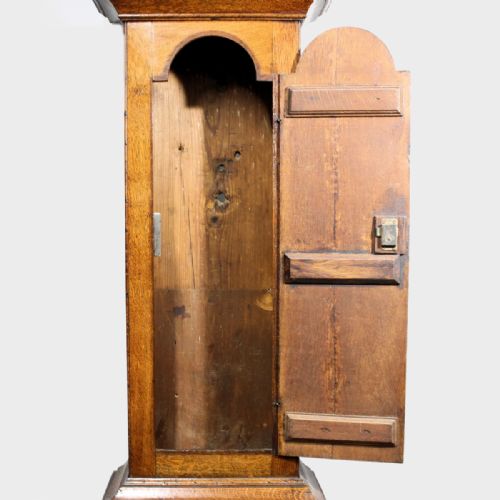 OAK LONGCASE CLOCK WITH A BRASS DIAL BY GEORGE CLAPHAM OF WHITTON LINCOLNSHIRECIRCA 1735 LONG CASE - ADDITIONAL PHOTO 6