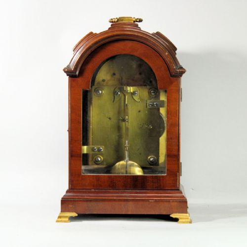 A VERY SMALL TRIPLE PADTOP FUSEE BRACKET CLOCK TIMEPIECE IN A MAHOGANY CASECIRCA 1925 - ADDITIONAL PHOTO 5