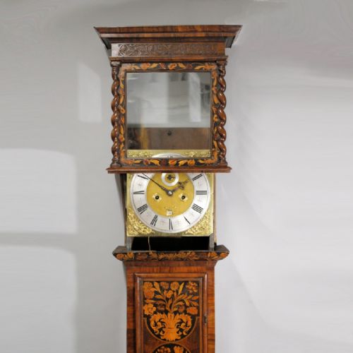 A FINE 17TH CENTURY WALNUT AND MARQUETRY LONGCASE CLOCK BY JOHN EBSWORTH LONDON LONG CASECIRCA 1690 - ADDITIONAL PHOTO 5