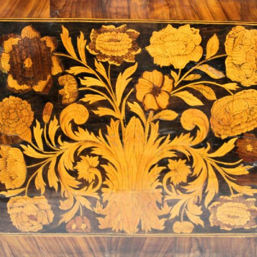 A FINE 17TH CENTURY WALNUT AND MARQUETRY LONGCASE CLOCK BY JOHN EBSWORTH LONDON LONG CASECIRCA 1690 - ADDITIONAL PHOTO 11