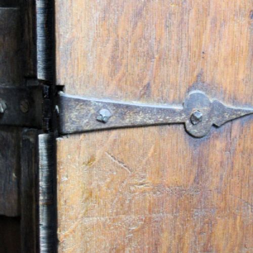 A FINE 17TH CENTURY WALNUT AND MARQUETRY LONGCASE CLOCK BY JOHN EBSWORTH LONDON LONG CASECIRCA 1690 - ADDITIONAL PHOTO 15