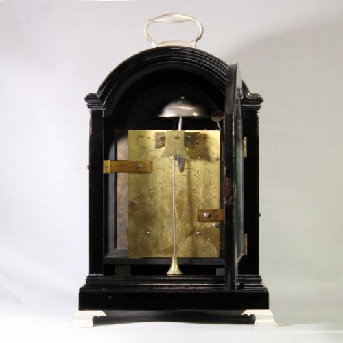 VERGE ESCAPEMENT BRACKET CLOCK WITH SILVERED DIAL AND IN AN EBONISED BREAKARCH CASECIRCA 1790 - ADDITIONAL PHOTO 9