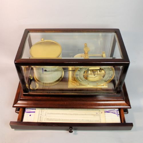 A SUPERIOR EDWARDIAN BAROGRAPH WITH ADDITIONAL ANEROID CHAPTER RING IN A 5GLASS MAHOGANY CASECIRCA 1910 - ADDITIONAL PHOTO 2