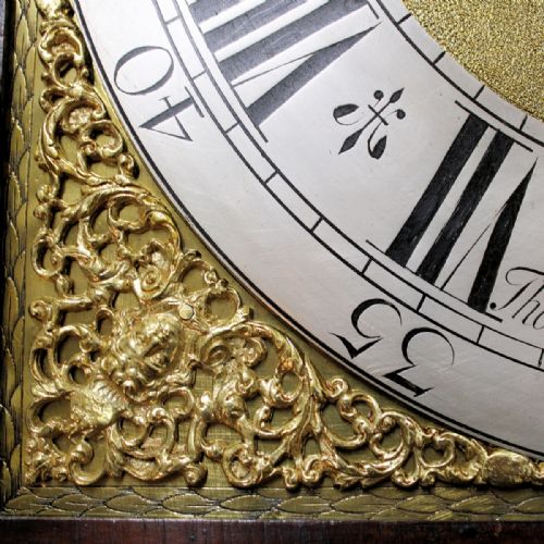 A GOOD WALNUT CASED 8 DAY MOONPHASE ENGLISH LONGCASE CLOCK BY THOMAS VERNON LONDON LONG CASECIRCA 1725 - ADDITIONAL PHOTO 9