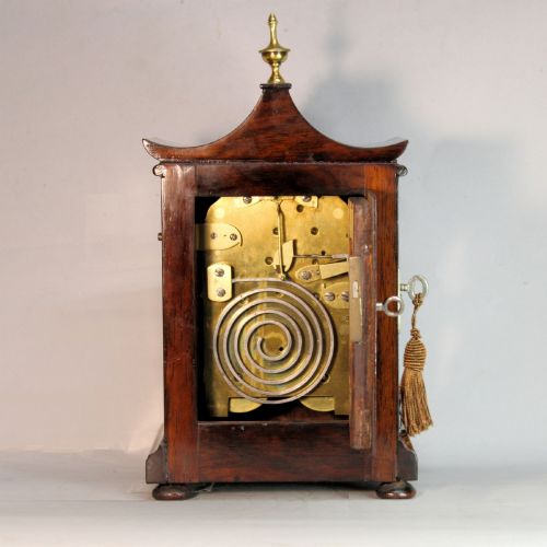 RARE MINIATURE ENGLISH FUSEE BRACKET MANTEL OR LIBRARY CLOCK IN A ROSEWOOD CASE AND WITH AN OPTIONAL WALL BRACKET CIRCA 1845 - ADDITIONAL PHOTO 8