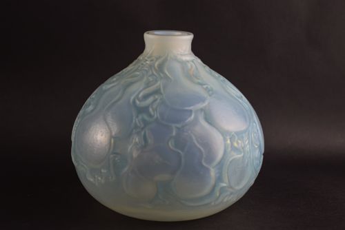 Rene Lalique Opalescent Courges Vase