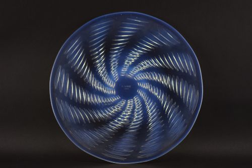 Rene Lalique Opalescent Ondes Plate