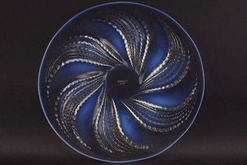 Rene Lalique Opalescent Fleurons Plate 1935
