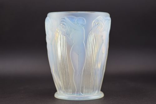 Rene Lalique Opalescent Danaides Vase