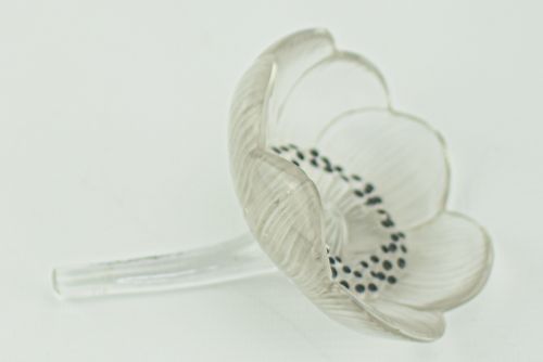R Lalique Anemone Paperweight C1931