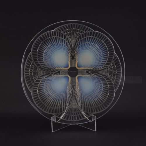 Rene Lalique Opalescent Coquilles No1  Plate