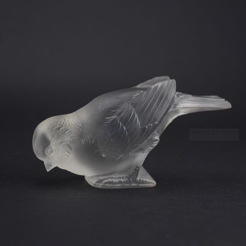 Rene Lalique Moineau Timide Paperweight