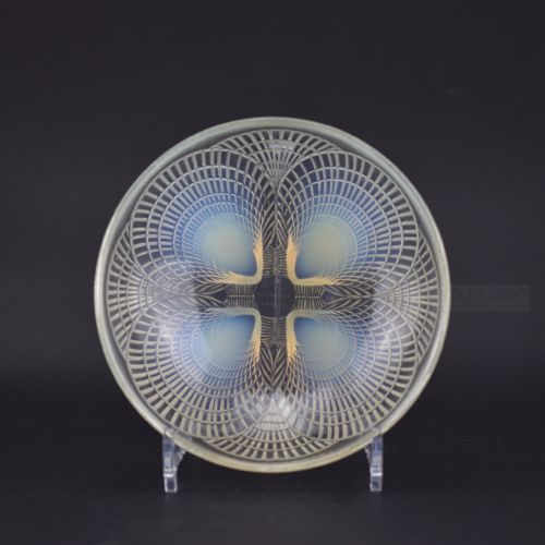 Rene Lalique Opalescent Coquilles No3 Bowl