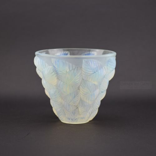 Rene Lalique Opalescent Moissac Vase